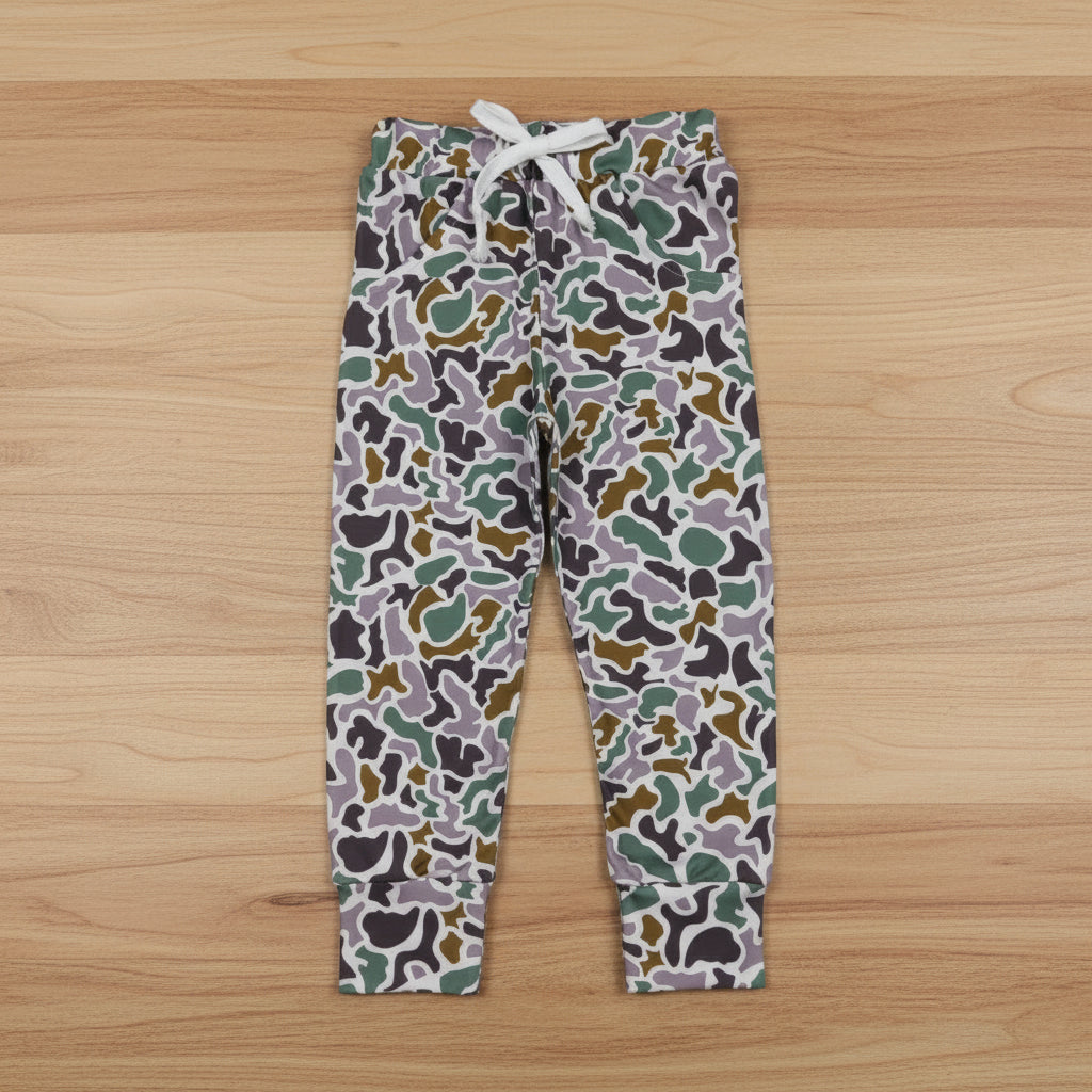 camo jogger pants