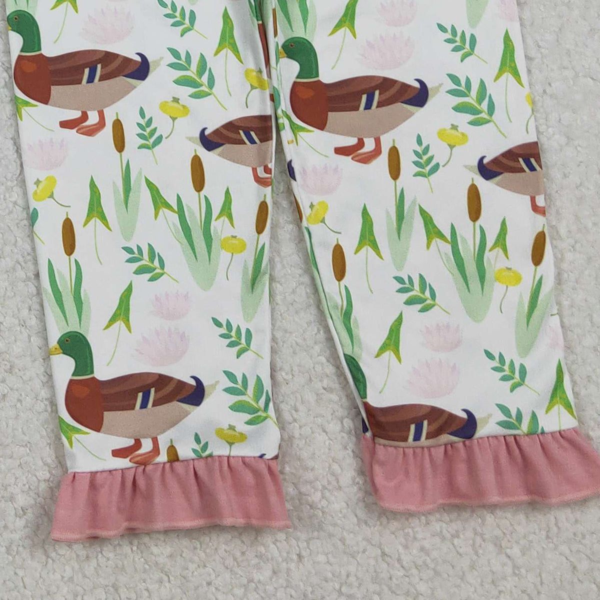 Baby Girls Duck Floral Top And Ruffle Pants Pajamas Set Cute Hunting Theme Sleepwear for Little Ones
