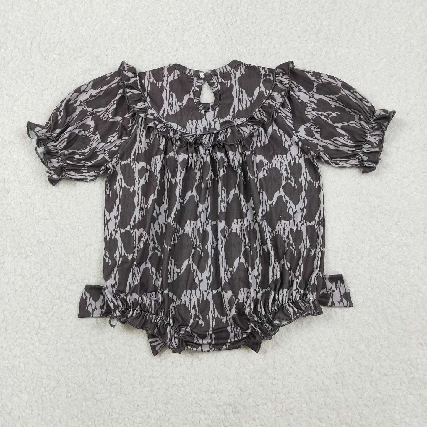 mama's bestie embroidery camo bubble