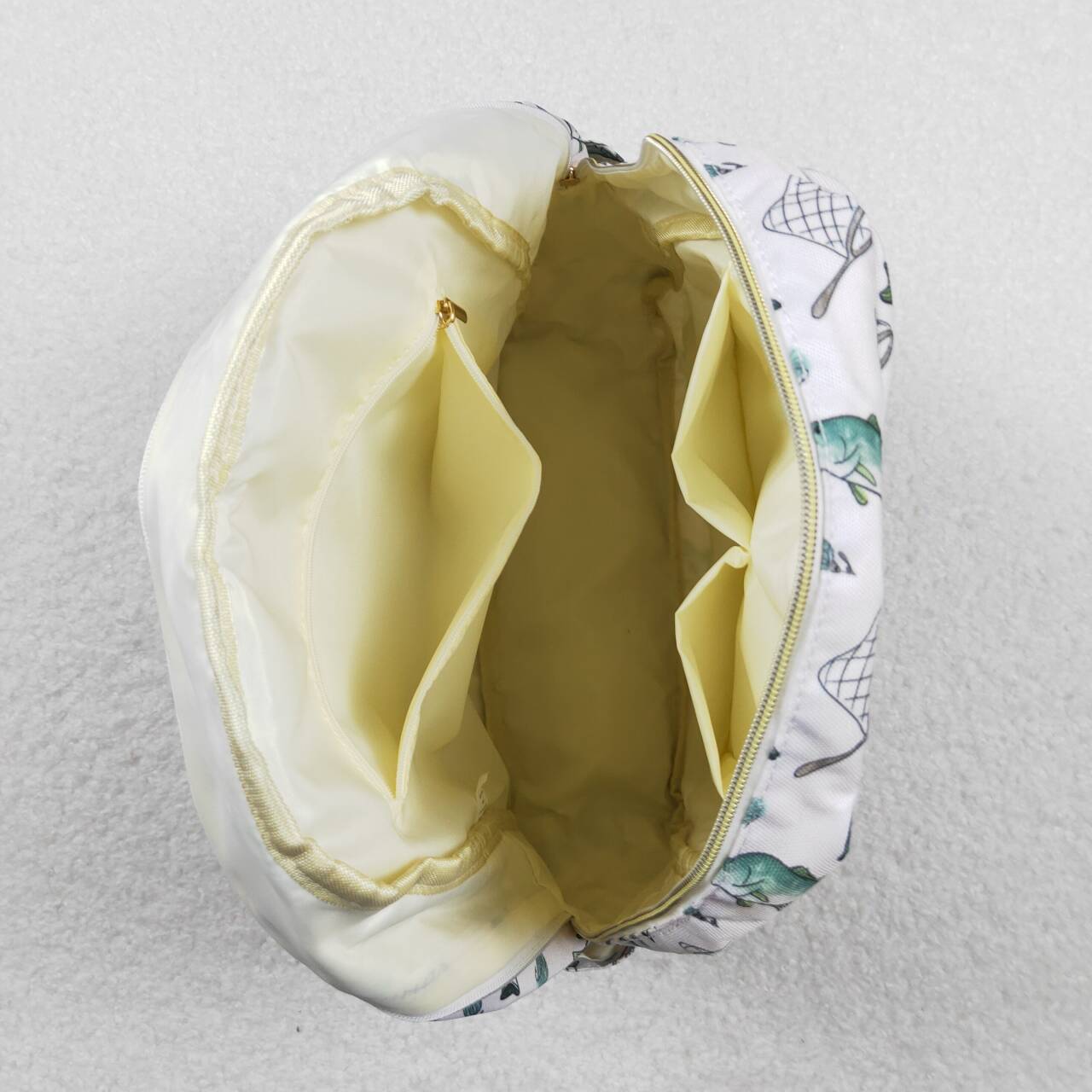 BA0123 Fishing White Backpack