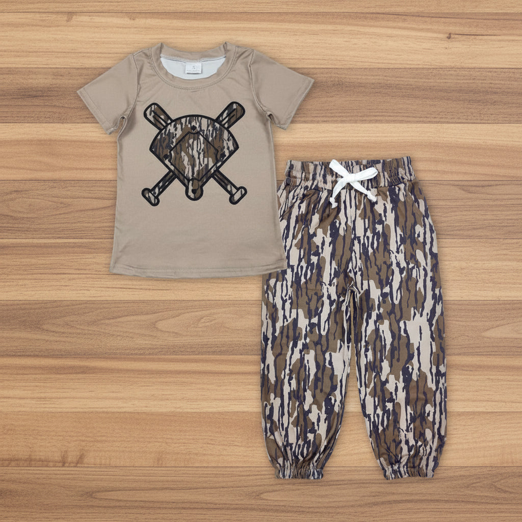 baseball tee camo pants set