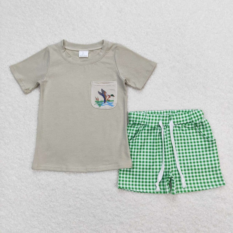BSSO0734 Duck Pocket Short Sleeve Green Plaid Shorts Suit D 6.10