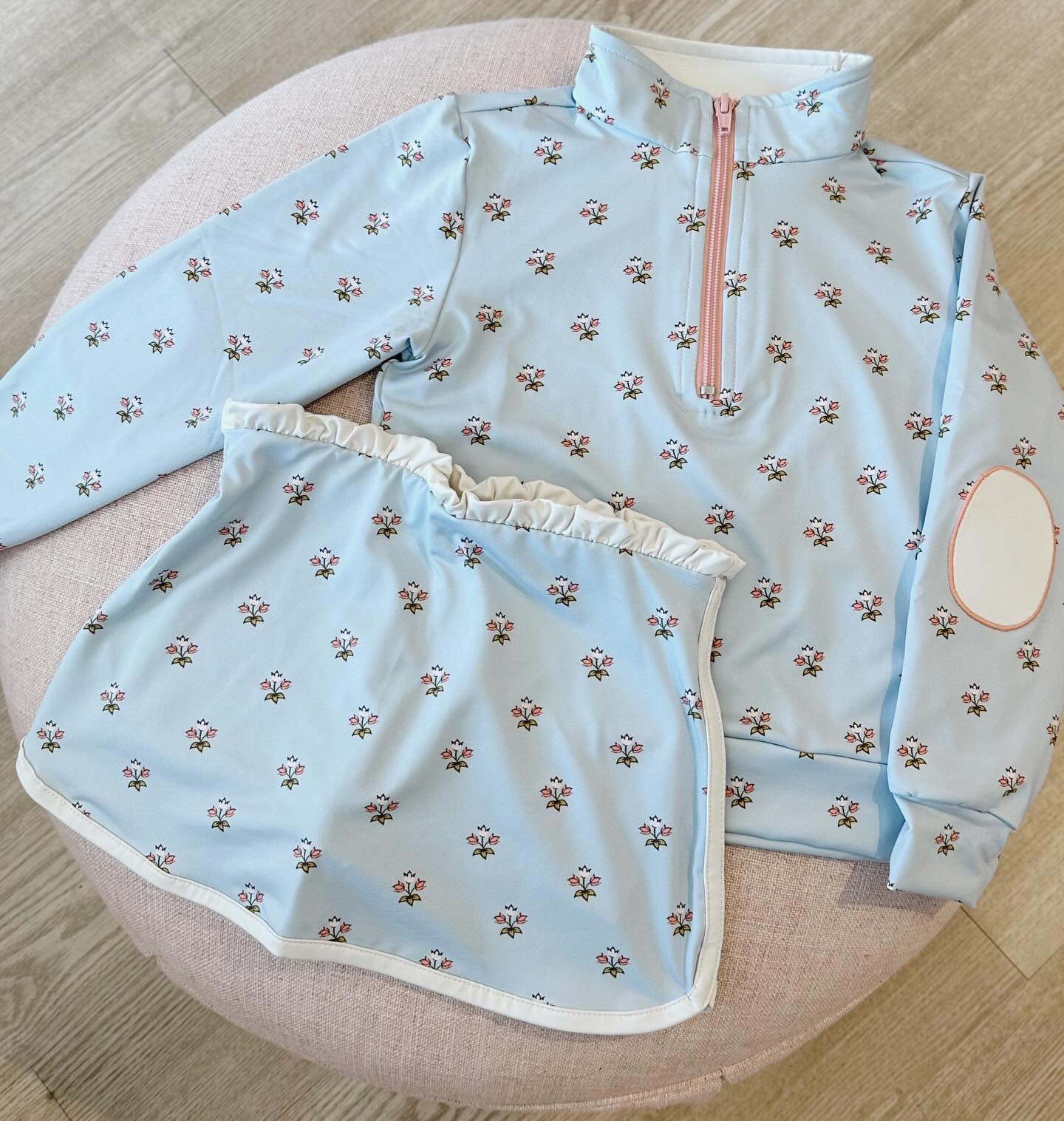 GLD0972 Flower and Leaf Light Blue Zipper Long Sleeve Short Skirt Suit