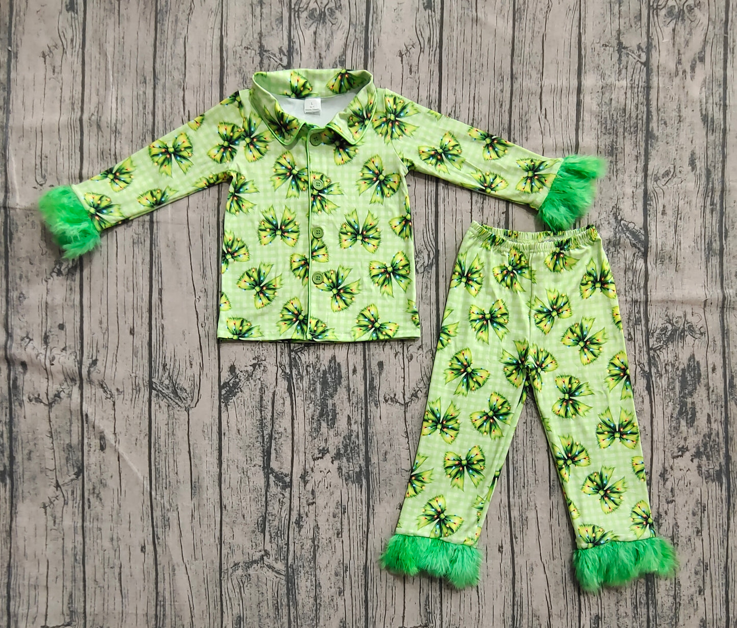 GLP2581 Baby Girls Green Plaid Fur Long Sleeves Bows Button Top Pant Pajamas Set D 821