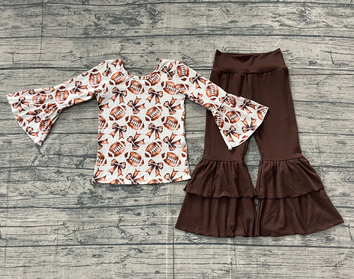 presale GLP2787 Baby Girls Ruffle Sleeve Footballs Bows Top Bell Bottom Pants Team Set D 1202