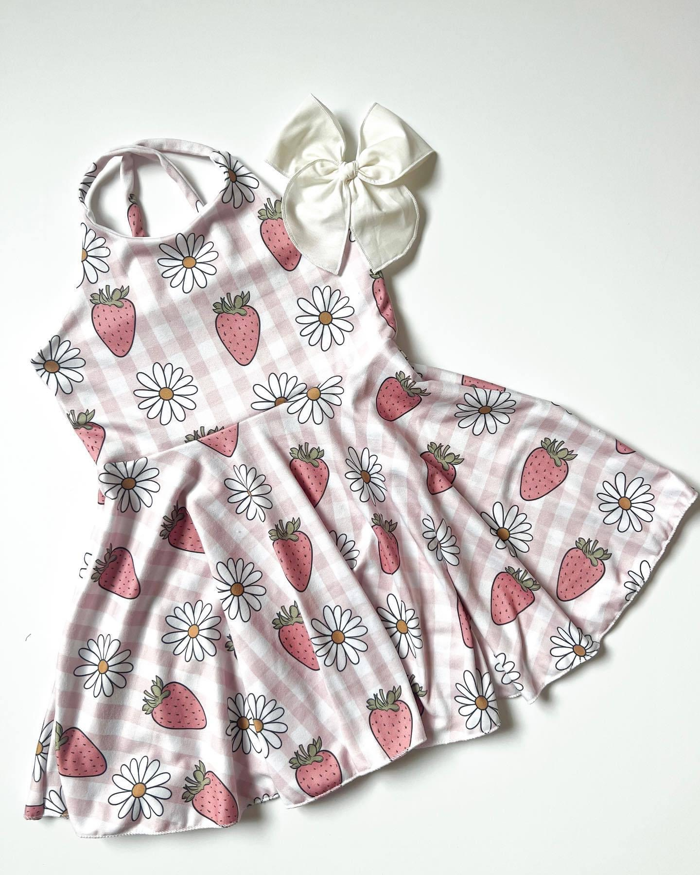 presale GSD1300 Strawberry flower plaid sleeveless dress
