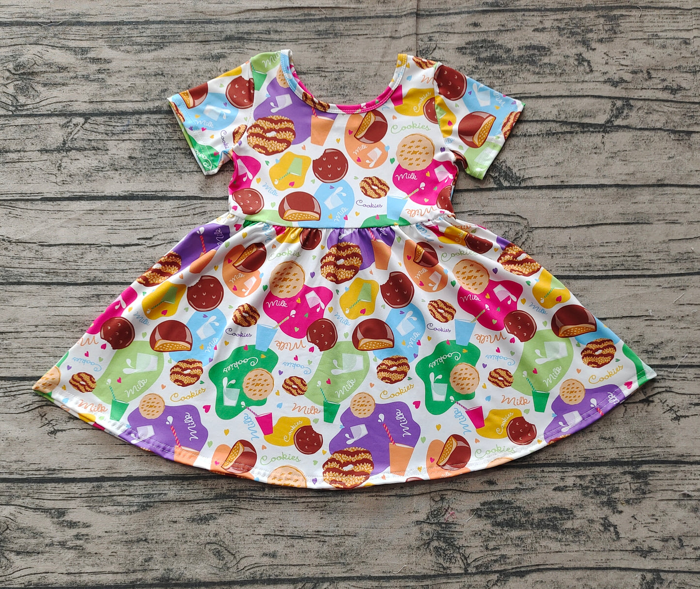 GSD1809 White short-sleeved dress with milk biscuits and heart