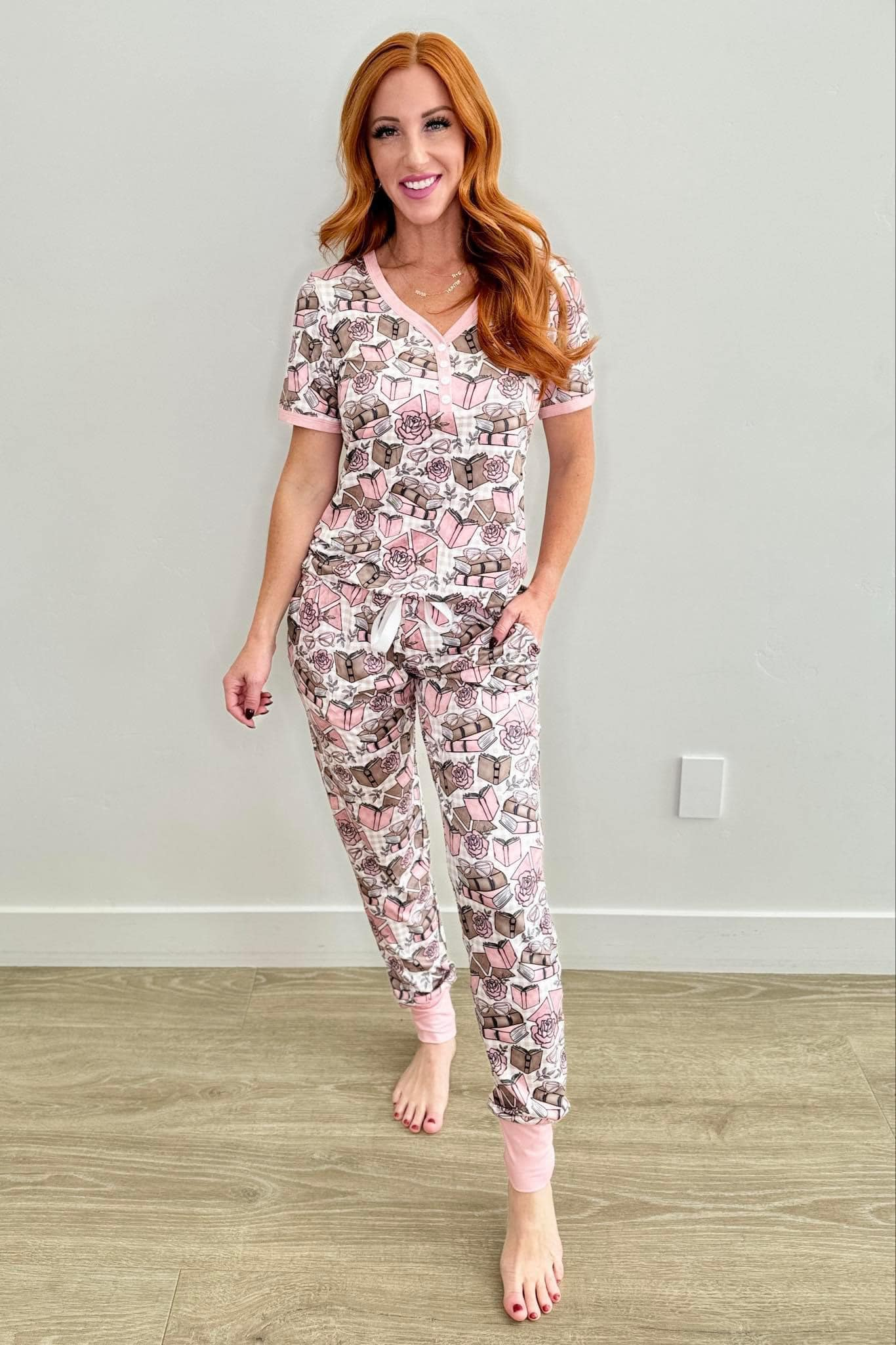 presale GSPO1860 Adult female flower book glasses pink and white short-sleeved trousers pajamas set 2024 11.28