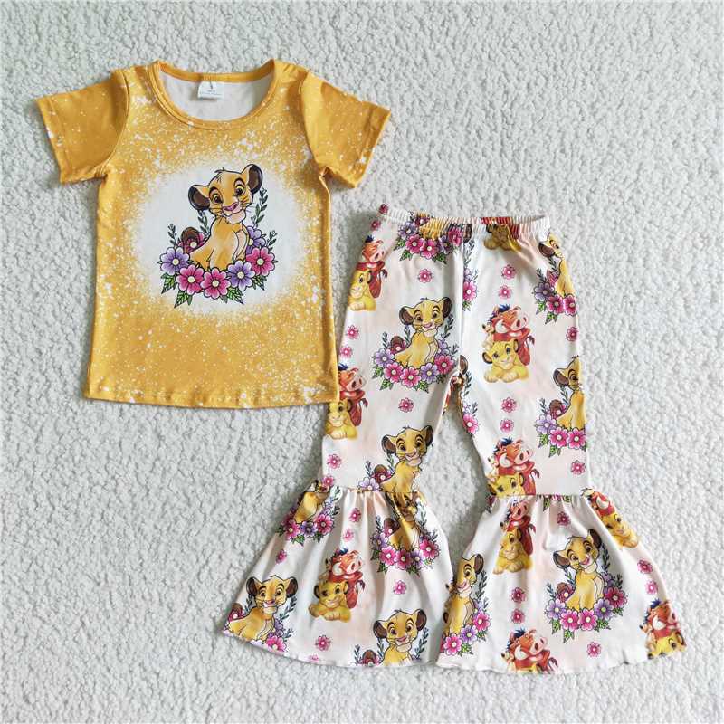 GSPO0017 Yellow Lion Short Sleeve Flared Pants Set