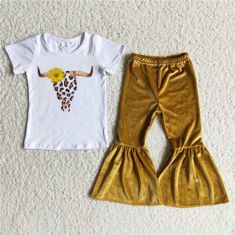 D2-11 Sunflower Bull Head White Short Sleeve Brown Pants