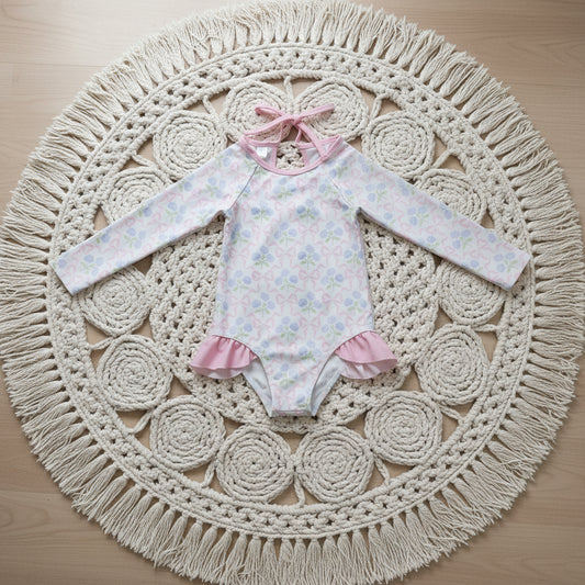 S0655 Blue Hydrangea Bouquet with Pink Bow Long Sleeve One Piece Rash Guard