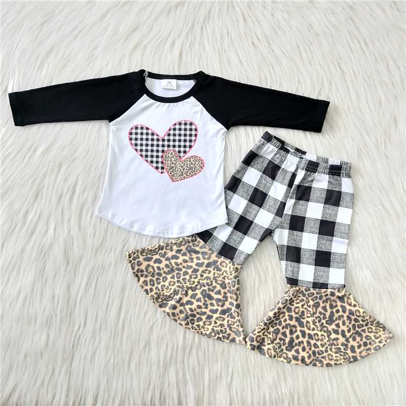 heart print shirt plaid bell bottom pants set 6 B7-23