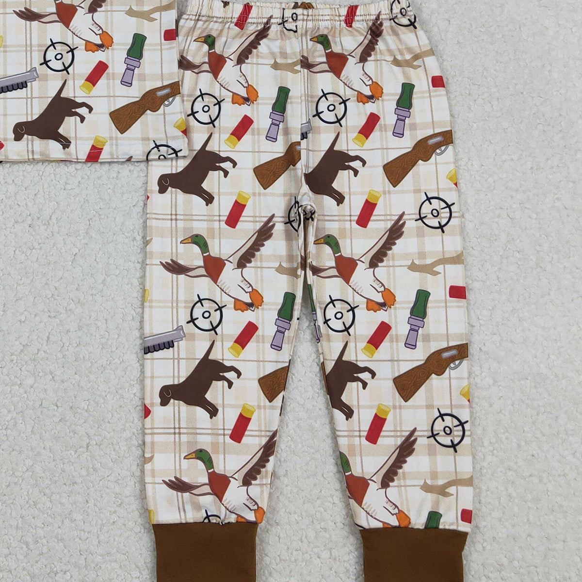 Baby Boys Khaki Checked Hunting Pajamas Set with Dogs And Ducks Design Top And Pants Matching Sleepwear for Infants