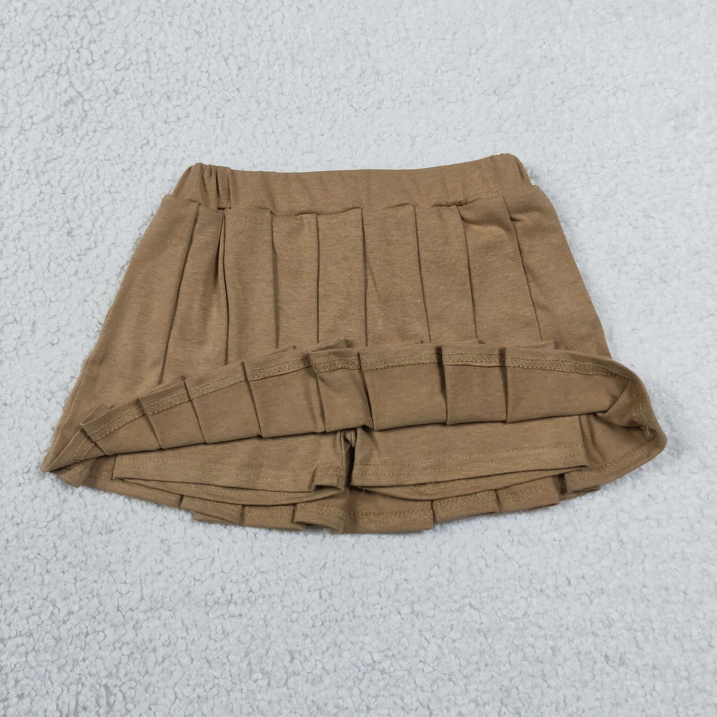 khaki pleated skirt