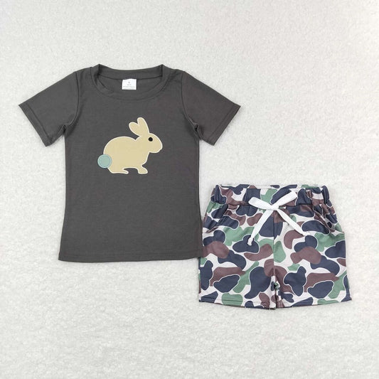 Embroidered rabbit gray short-sleeved top BT0444+Green camouflage beige shorts SS0141
