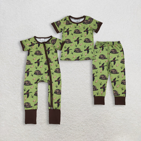 Sibling Baby Boys Camouflage Pajamas Set with Ducks Design Zipper Rompers And Matching Hats Hunting Theme Sleepwear for Infants