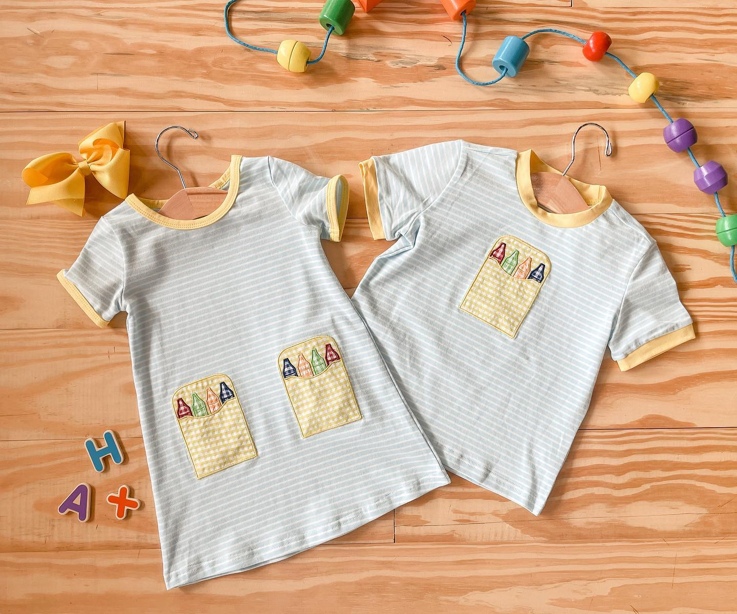 presale BT0687 Crayon yellow plaid pen bag striped short-sleeved top