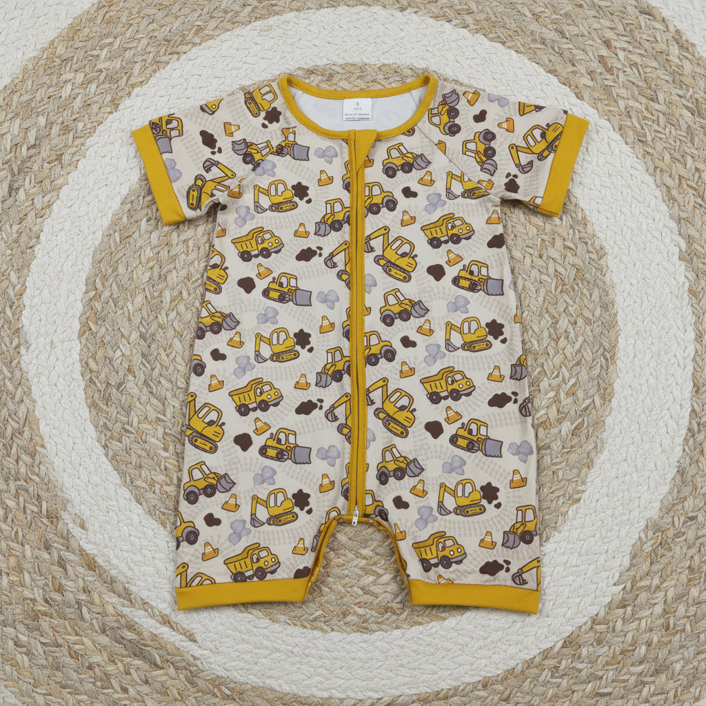 constructions print zipper shorties