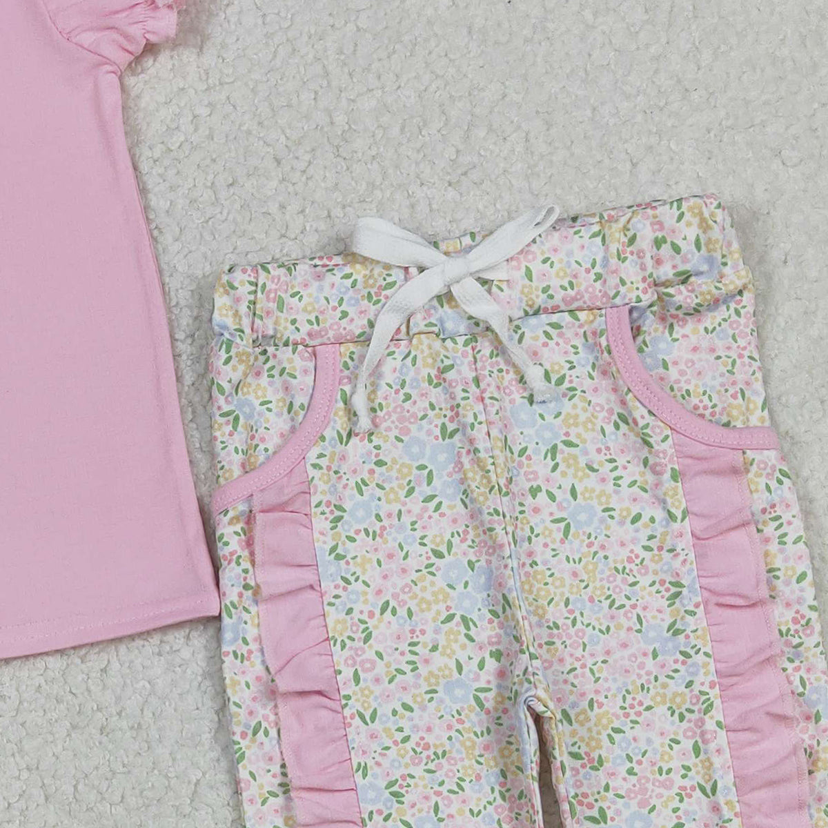 Floral Bows Baby Girls Outfit with Embroidery Shirt And Ruffle Leggings Set with Pockets for Infants And Toddlers