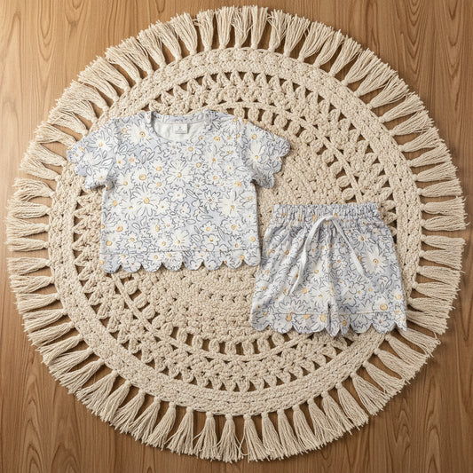 white daisy flower floral shell scallop shorts set