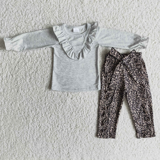 6 A25-19 Gray long-sleeved top and leopard print trousers suit