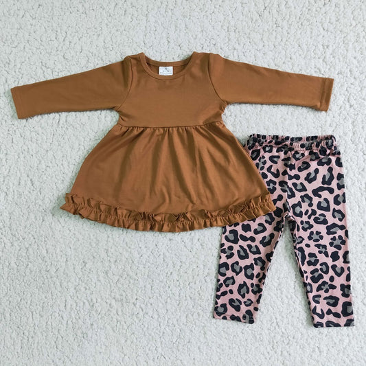 6 B6-21 Brown long-sleeved top and leopard print trousers suit