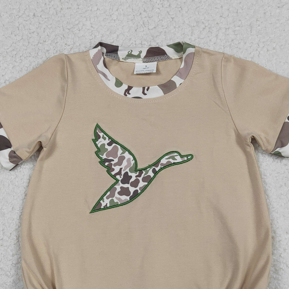 Baby Boys Embroidery Camo Ducks Short Sleeve Hunting Rompers Cute And Fashionable Baby Outfit for Little Hunters
