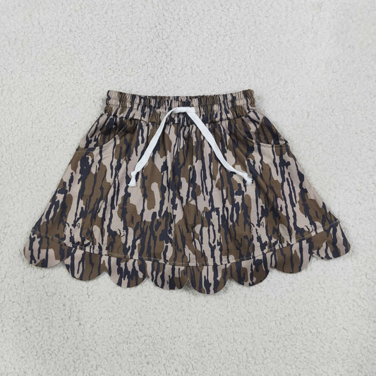 camo scallop skort