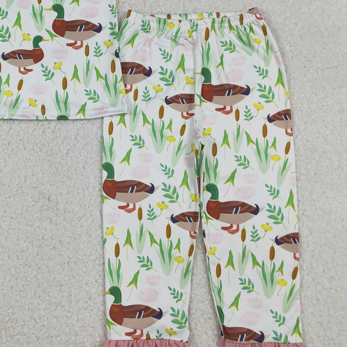 Baby Girls Duck Floral Top And Ruffle Pants Pajamas Set Cute Hunting Theme Sleepwear for Little Ones