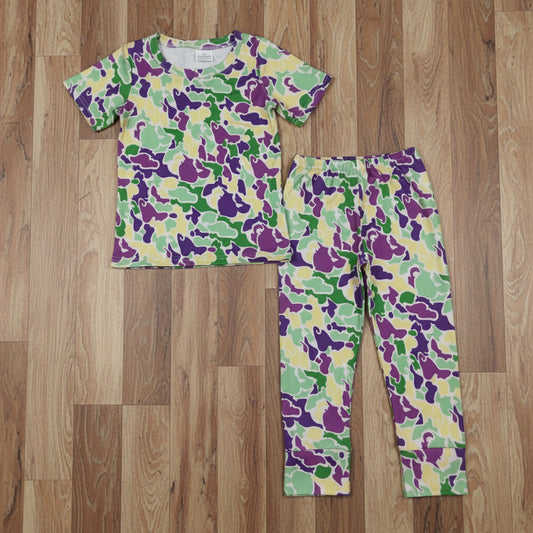 short sleeve mardi gras camo pajama set
