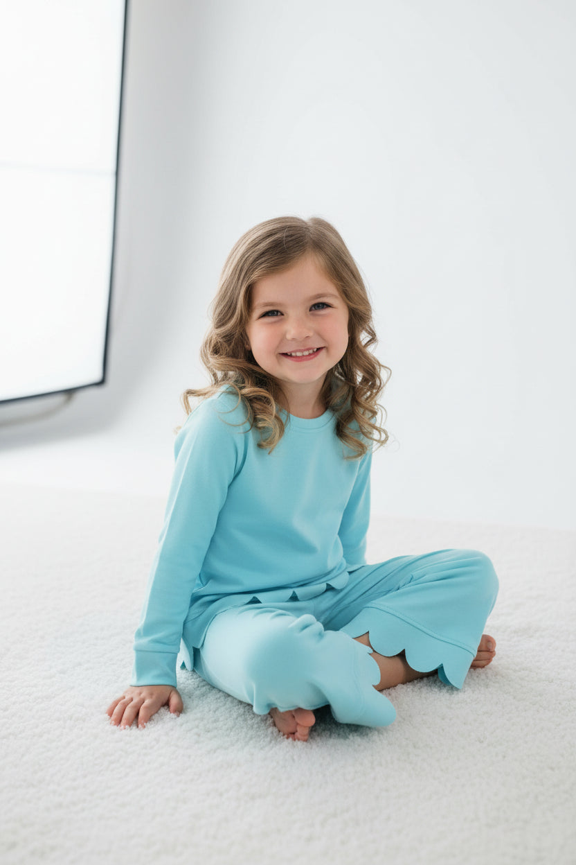 long sleeve cotton blue scallop pants outfit