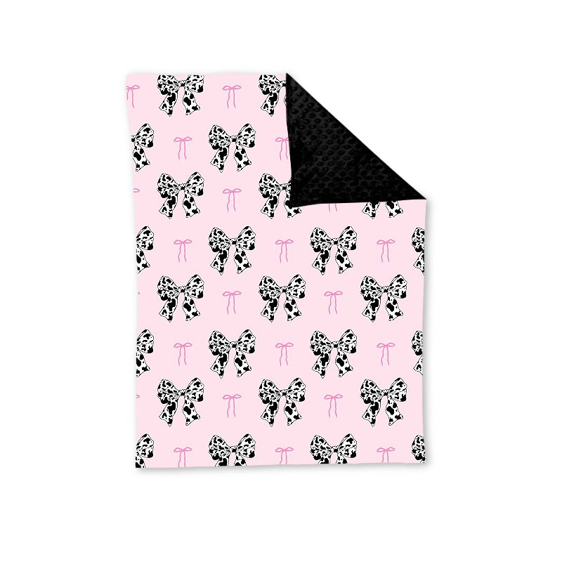 presale BL0157 Pink and black baby blanket with cow and bow pattern  2024 8.24