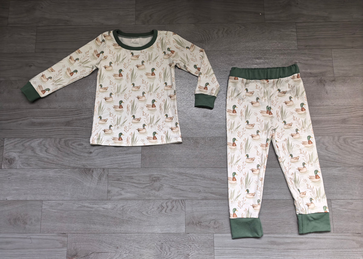 Pre order boys two pieces duck pjs