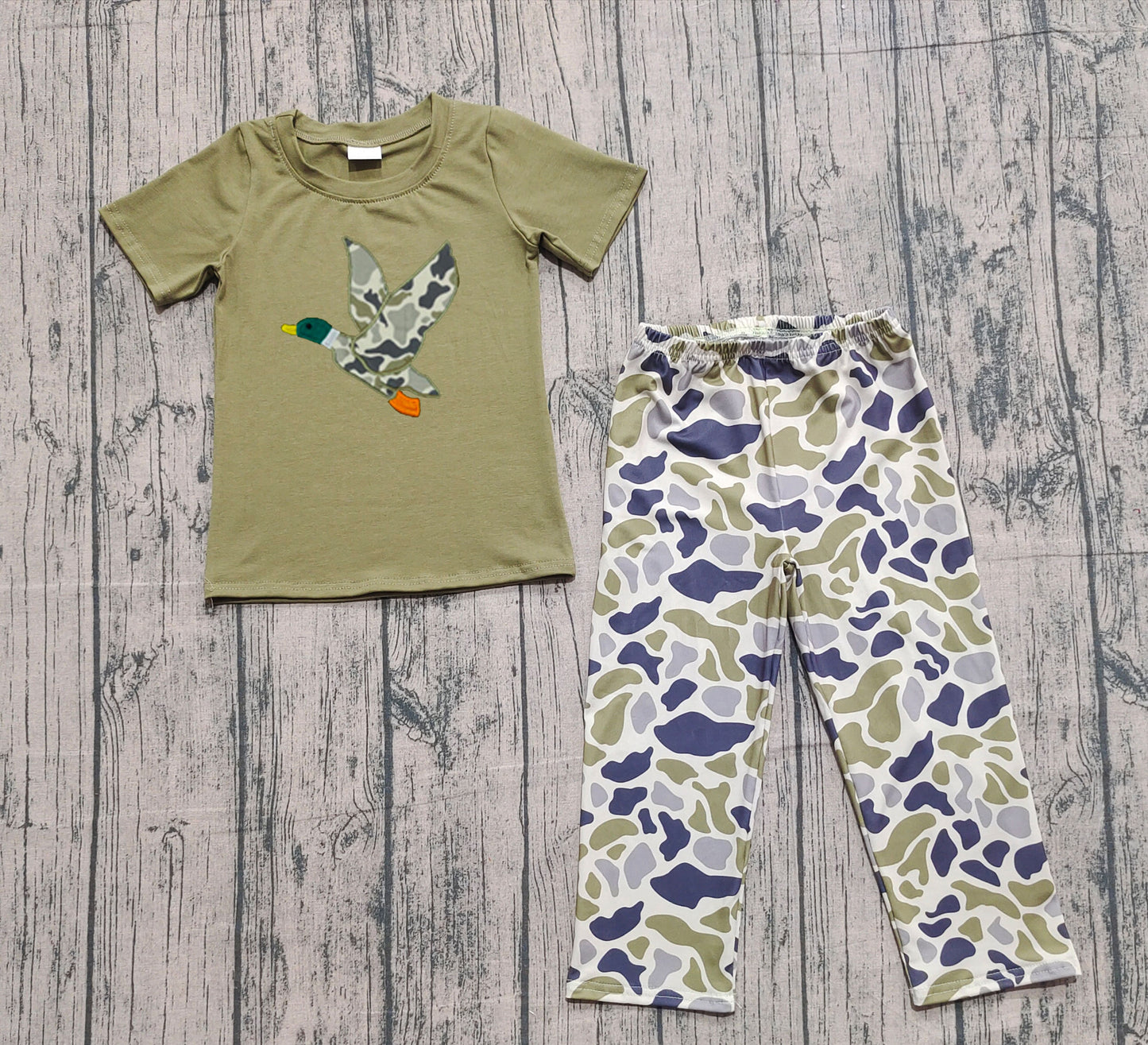 BSPO0583 Embroidery Camo Duck Baby Boys Green Top Flare Pant Hunting Set  D 1023