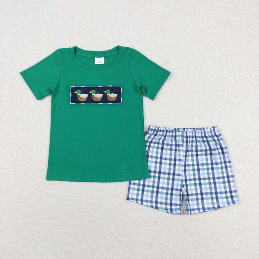 BSSO0589 Embroidered duck green short-sleeved plaid shorts suit