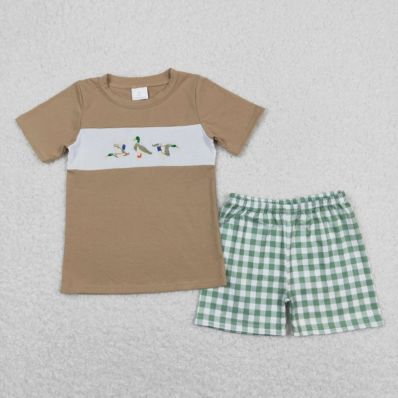 BSSO0608 Embroidered duck light brown short-sleeved green and white plaid shorts suit