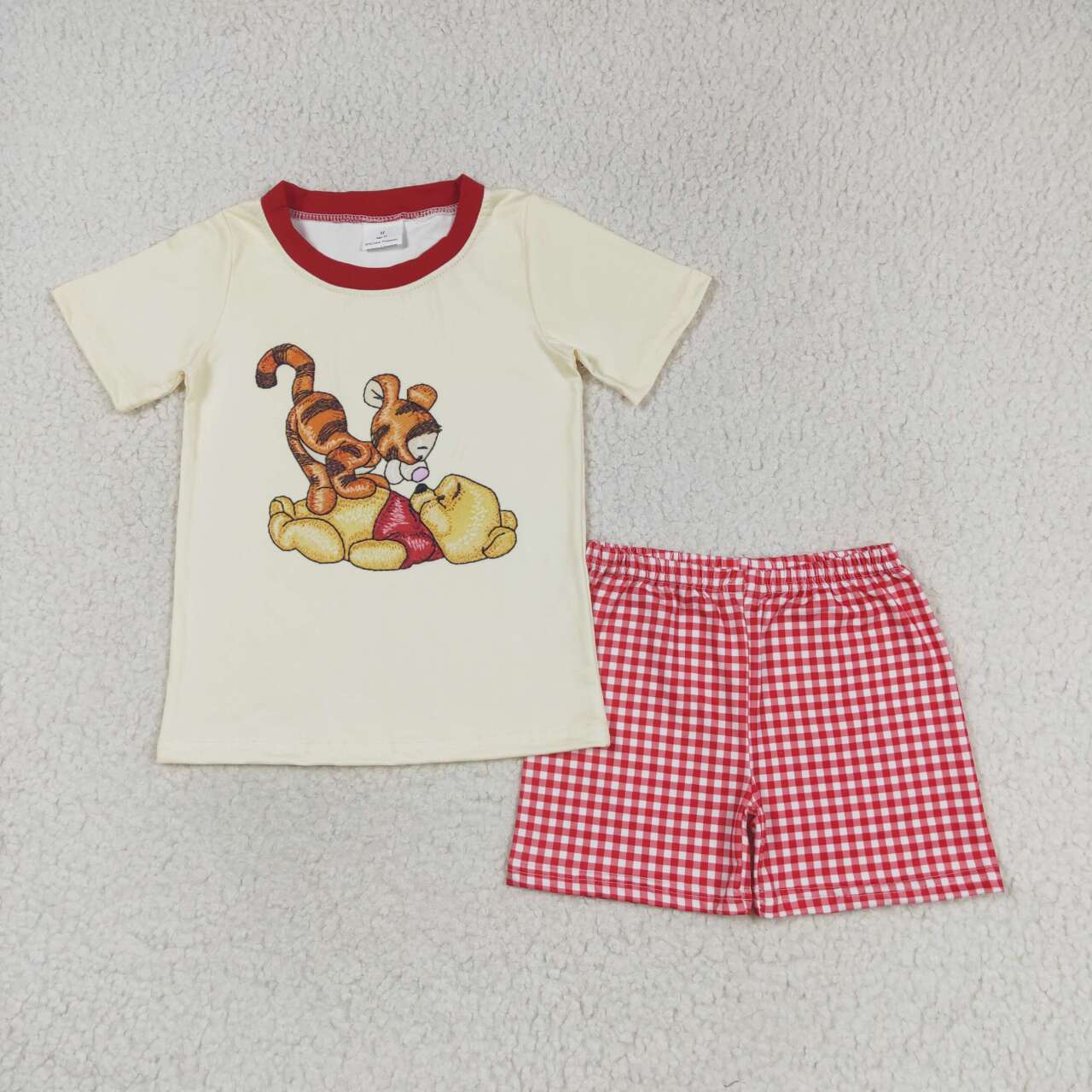 BSSO0939 Beige short-sleeved red plaid shorts suit