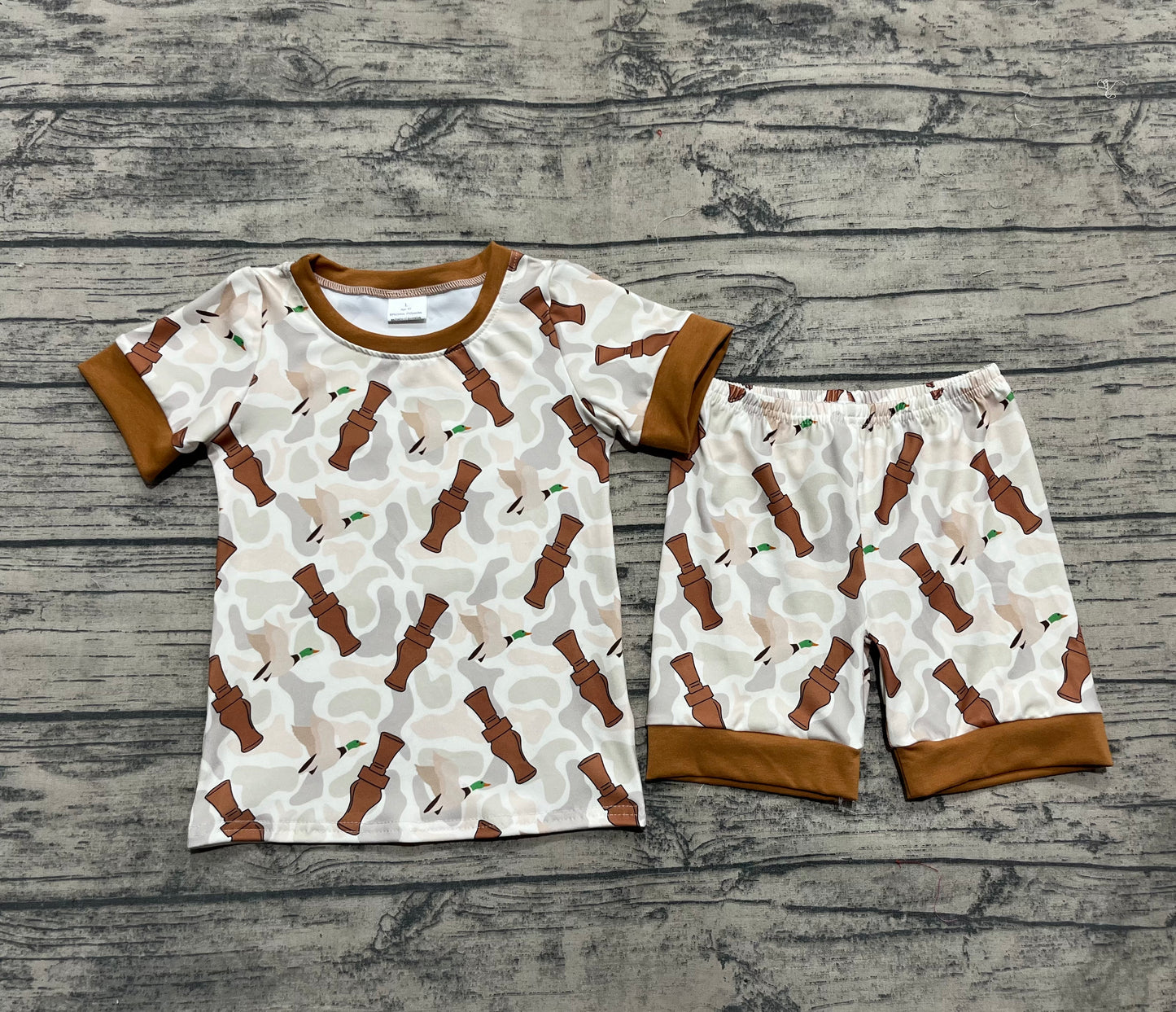 BSSO1324 Duck Bottle Camouflage Brown Short Sleeve Shorts Pajama Set  D 5.7