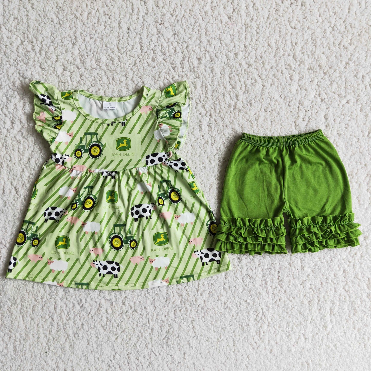D11-26 green tractor shorts set