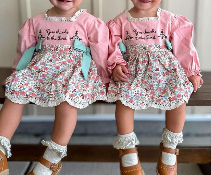 GLD0967  Pink long-sleeved dress with floral lace