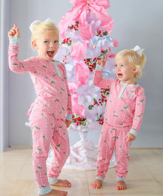 GLP1925 Pink long-sleeved and long-pants pajama set with Christmas leaves and bows