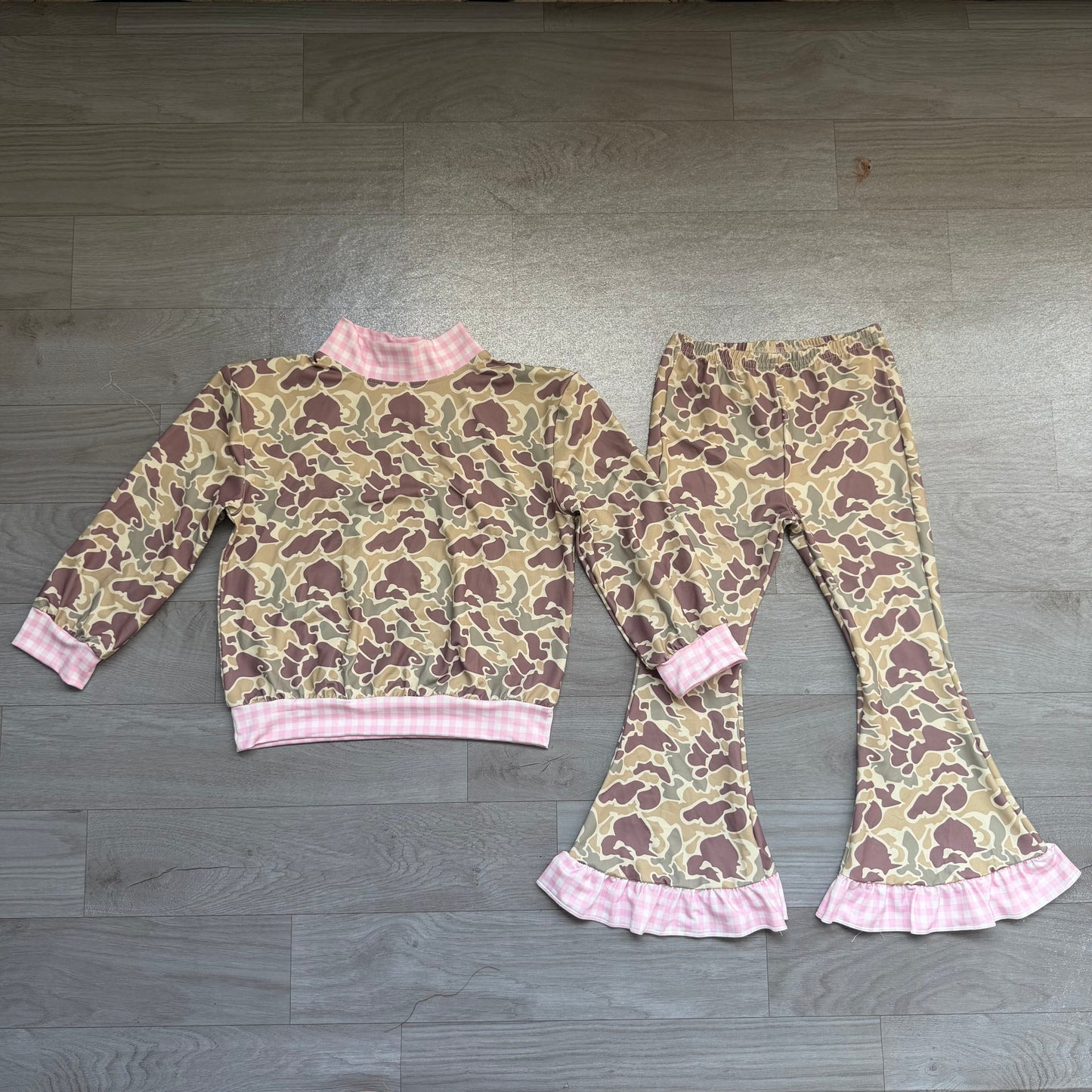 Pre order camo sweatershirt pants set girls outfit
