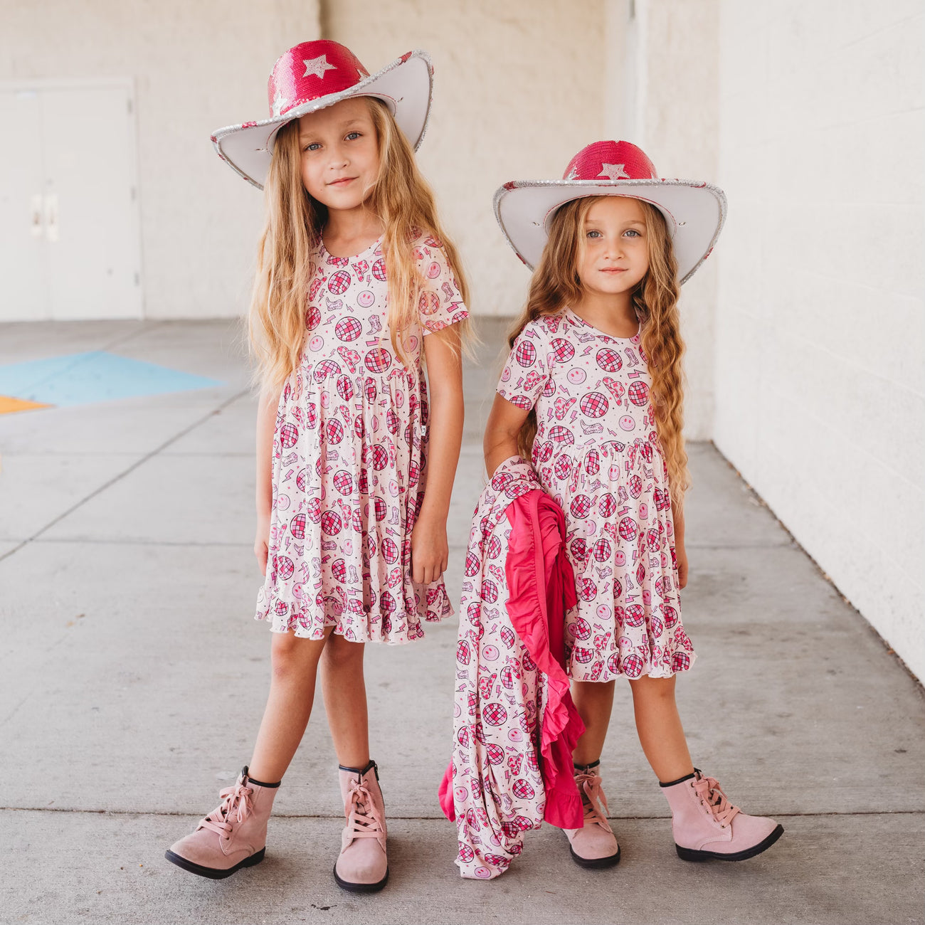 preorder GSD1651  Light ball lightning smiley face pink short-sleeved dress 2024 12.2