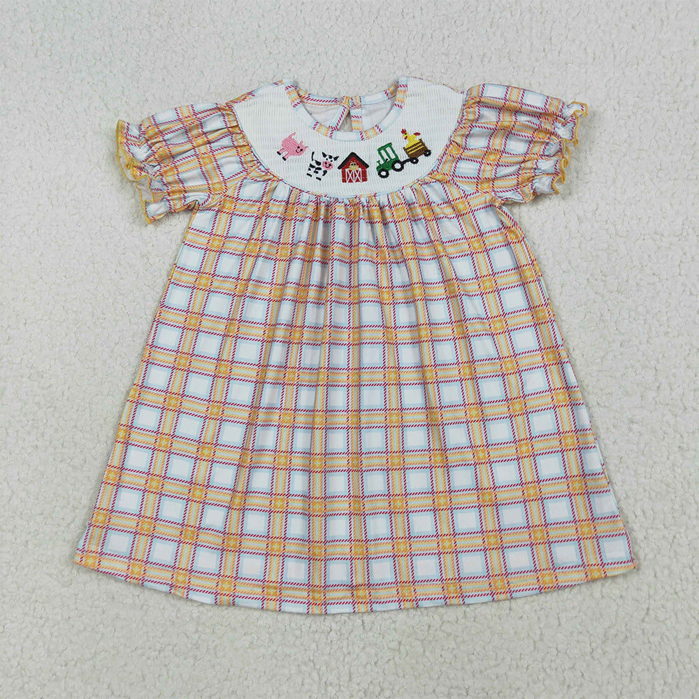 GSD2276 Baby Girls Fall Plaid Cows Farm Smocked Knee Length Dresses  D 7.11
