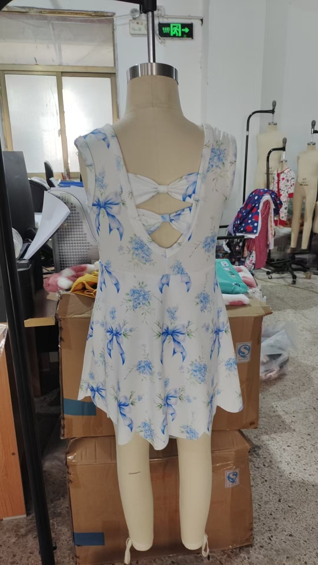 GSD2587  Baby Girls Blue Bows Floral Activity Wear Yoga Short Skort Knee Length Dresses  D 5.23