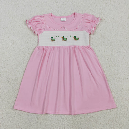 GSD2642 Embroidery Baby Girls Pink Short Ruffle Sleeves Ducks Knee Length Dresses D 7.