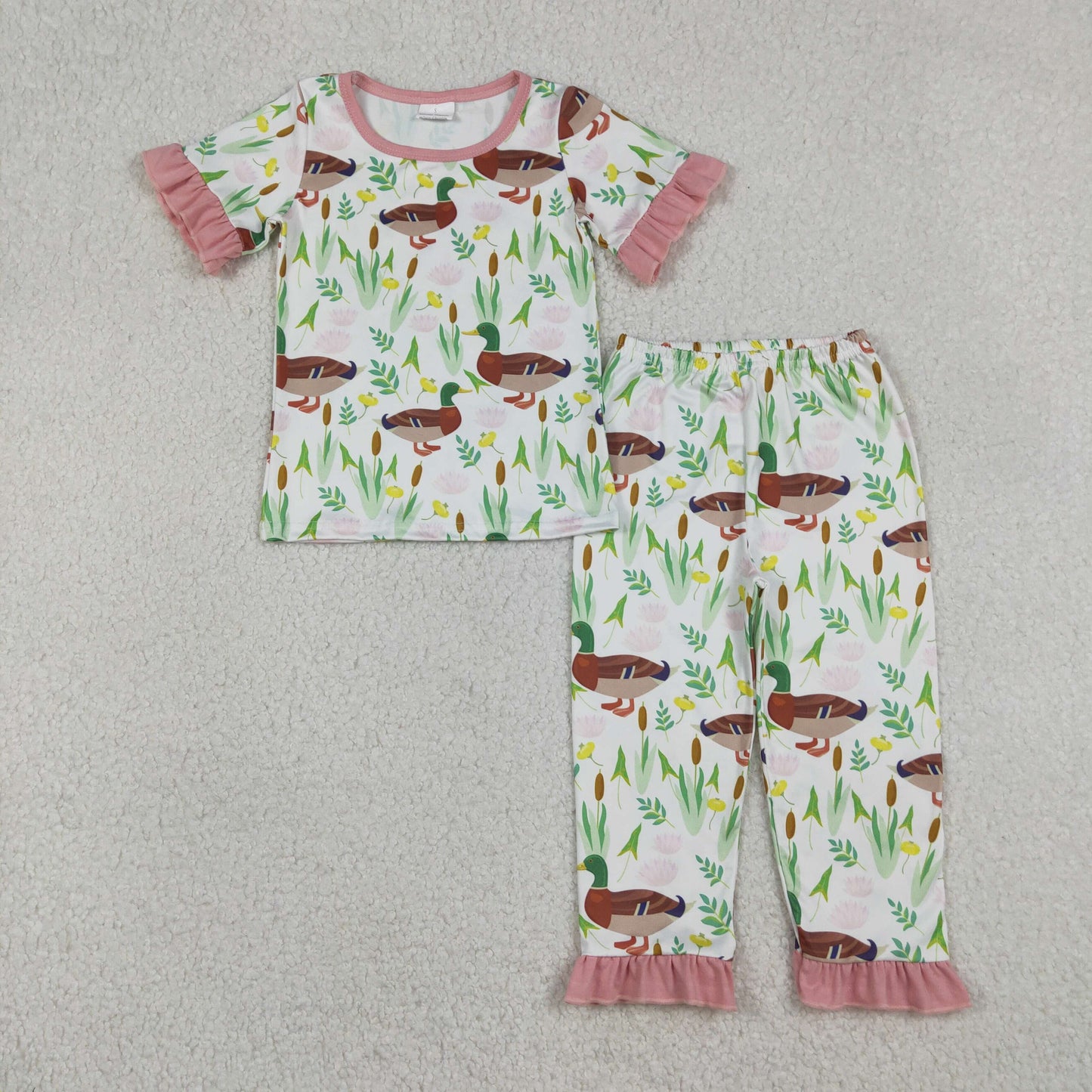 Sibling Baby Girls Duck Floral Top with Pink Bows Ruffle Pants Pajamas Set Children's Hunting Theme Clothing Set with Tunic Tops And Ruffle Shorts