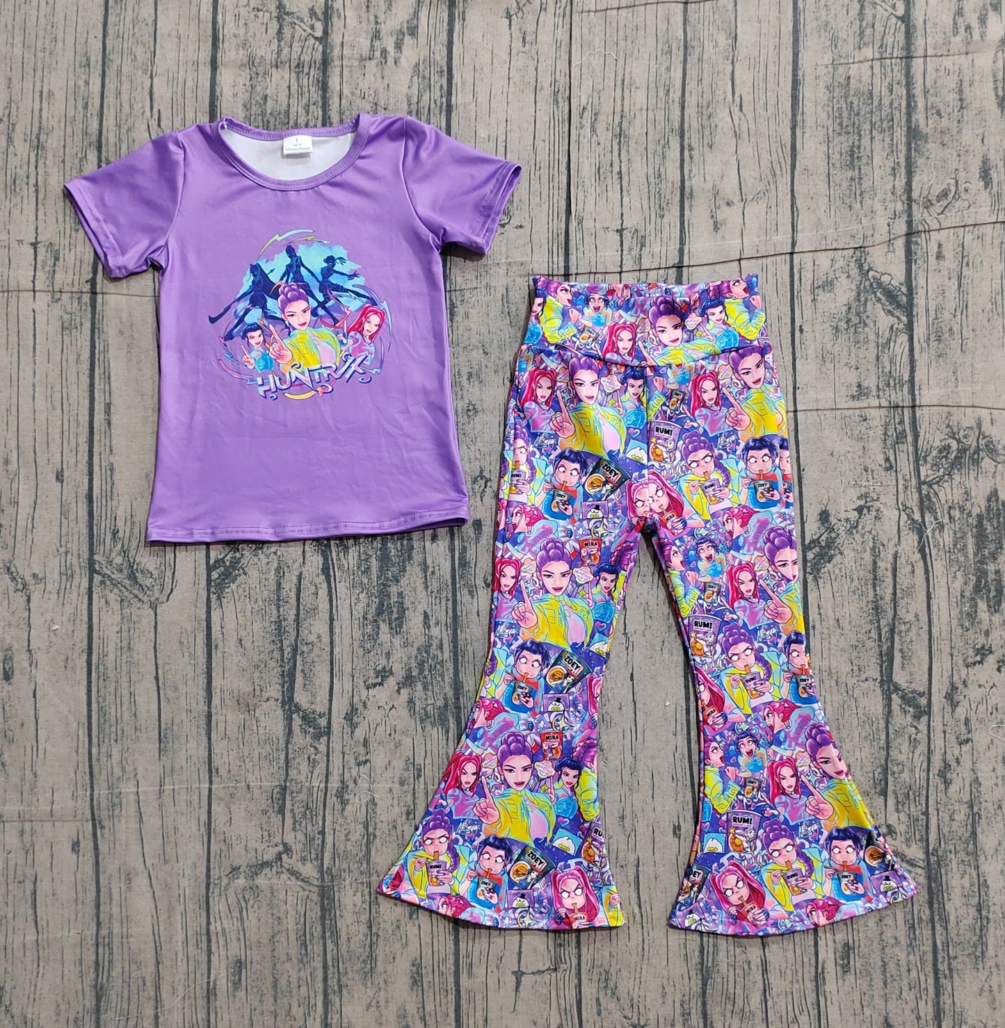 Pre order kpop bell bottom pants set