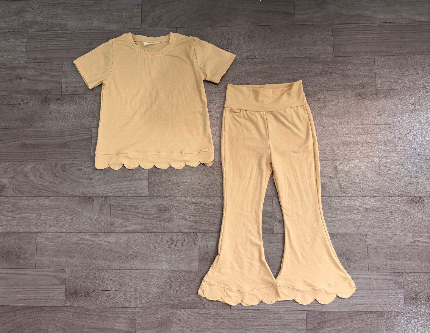 Pre order solid color scallop pants set