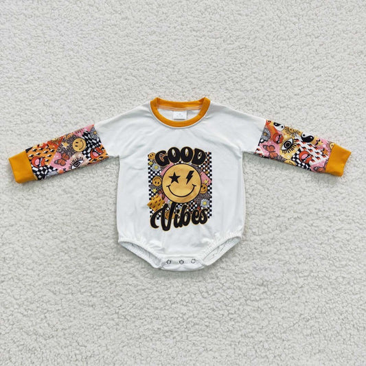 LR0292   Smile Long Sleeve Bodysuit